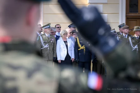 Zdjęcie przedstawia uczestników obchodów Święta 21 Brygady Strzelców Podhalańskich