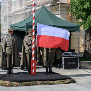 Zdjęcie przedstawia uczestników obchodów Święta 21 Brygady Strzelców Podhalańskich