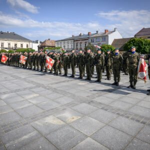 Zdjęcie przedstawia uczestników obchodów Święta 21 Brygady Strzelców Podhalańskich