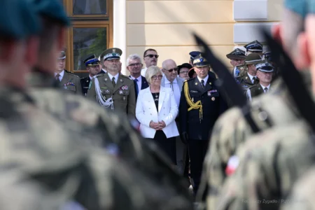 Zdjęcie przedstawia uczestników obchodów Święta 21 Brygady Strzelców Podhalańskich