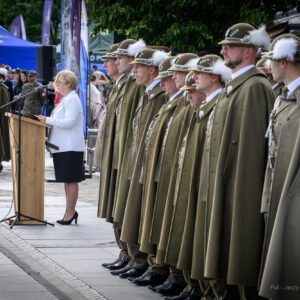 Zdjęcie przedstawia uczestników obchodów Święta 21 Brygady Strzelców Podhalańskich