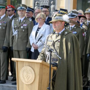 Zdjęcie przedstawia uczestników obchodów Święta 21 Brygady Strzelców Podhalańskich