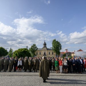 Zdjęcie przedstawia uczestników obchodów Święta 21 Brygady Strzelców Podhalańskich