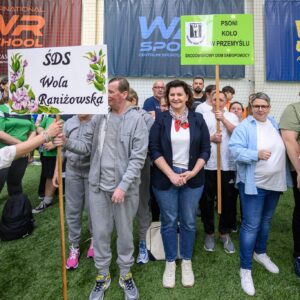 Zdjęcie przedstawia uczestników Spartakiady Środowiskowych Domów Samopomocy