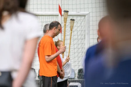 Zdjęcie przedstawia uczestników Spartakiady Środowiskowych Domów Samopomocy