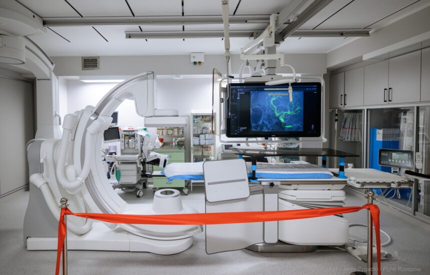 Zdjęcie przedstawia pracownię angiografii w szpitalu nr 2 w Rzeszowie
