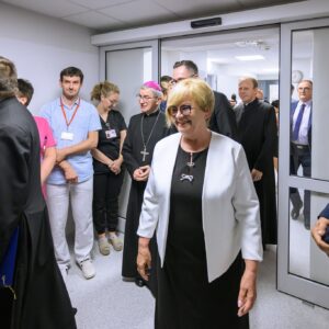 Zdjęcie przedstawia uczestników uroczystości w szpitalu nr 2 w Rzeszowie