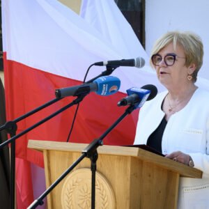 Zdjęcie przedstawia uczestników obchodów Sita Wojska Polskiego w Rzeszowie