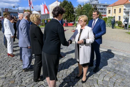 Zdjęcie przedstawia uczestników obchodów Dnia Krajowej Administracji Skarbowej