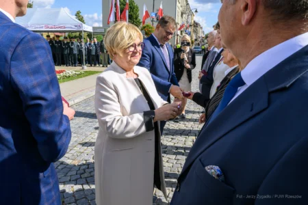 Zdjęcie przedstawia uczestników obchodów Dnia Krajowej Administracji Skarbowej