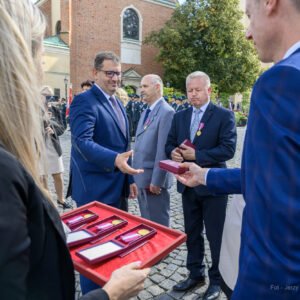 Zdjęcie przedstawia uczestników obchodów Dnia Krajowej Administracji Skarbowej