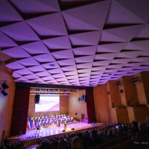 Zdjęcie przedstawia uczestników jubileuszu 75 lecia Komendy Wojewódzkiej PSP