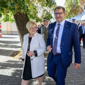 Zdjęcie przedstawia uczestników obchodów Dnia Krajowej Administracji Skarbowej