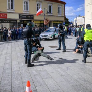 Zdjęcie przedstawia uczestników obchodów Dnia Krajowej Administracji Skarbowej