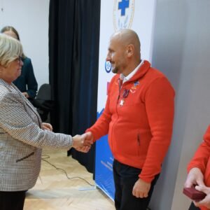 Uczestnicy obchodów z okazji Dnia Ratownika Górskiego
