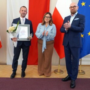 Zdjęcie przedstawia uczestników gali Lodołamacze