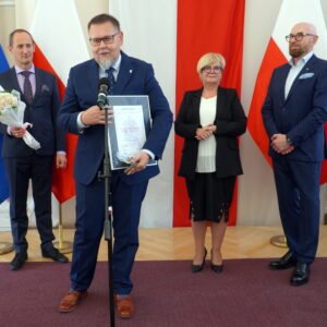 Zdjęcie przedstawia uczestników gali Lodołamacze