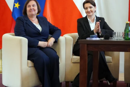 Zdjęcie przedstawia uczestników forum rad seniorów