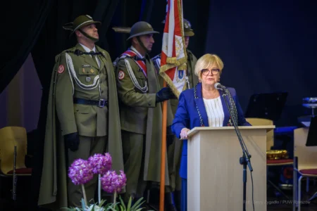 Zdjęcie przedstawia uczestników obchodów Święta Terenowych Organów Wykonawczych Ministra Obrony Narodowej