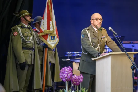 Zdjęcie przedstawia uczestników obchodów Święta Terenowych Organów Wykonawczych Ministra Obrony Narodowej