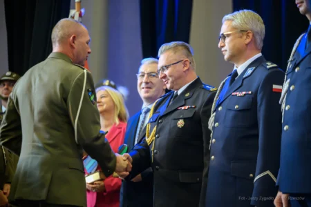 Zdjęcie przedstawia uczestników obchodów Święta Terenowych Organów Wykonawczych Ministra Obrony Narodowej