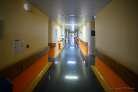 Wnętrze jednego z oddziałów Szpitala Powiatowego w Lubaczowie.