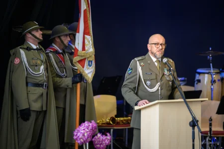 Zdjęcie przedstawia uczestników obchodów Święta Terenowych Organów Wykonawczych Ministra Obrony Narodowej