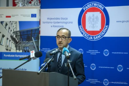 Grzegorz Burek, Państwowy Powiatowy Inspektor Sanitarny w Mielcu.