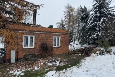 Podkarpaccy strażacy usuwają skutki intensywnych opadów śniegu w naszym regionie.