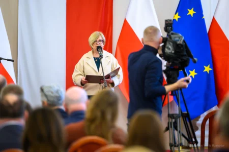 Zdjęcie przedstawia uczestników II Forum Donacji i Transplantacji