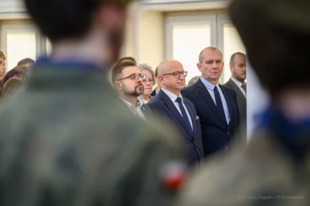 Zdjęcie przedstawia uczestników spotkania z Sybirakami