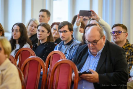 Zdjęcie przedstawia uczestników II Forum Donacji i Transplantacji