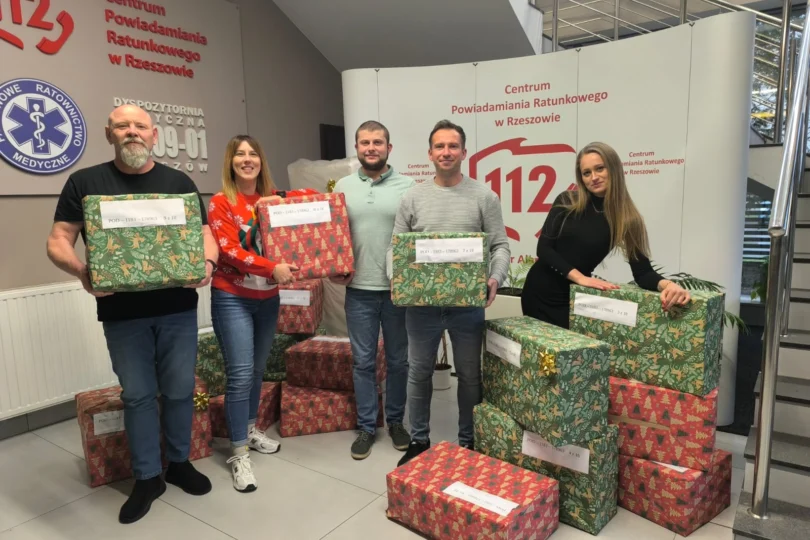 Operatorzy numeru alarmowego 112 w Rzeszowie.