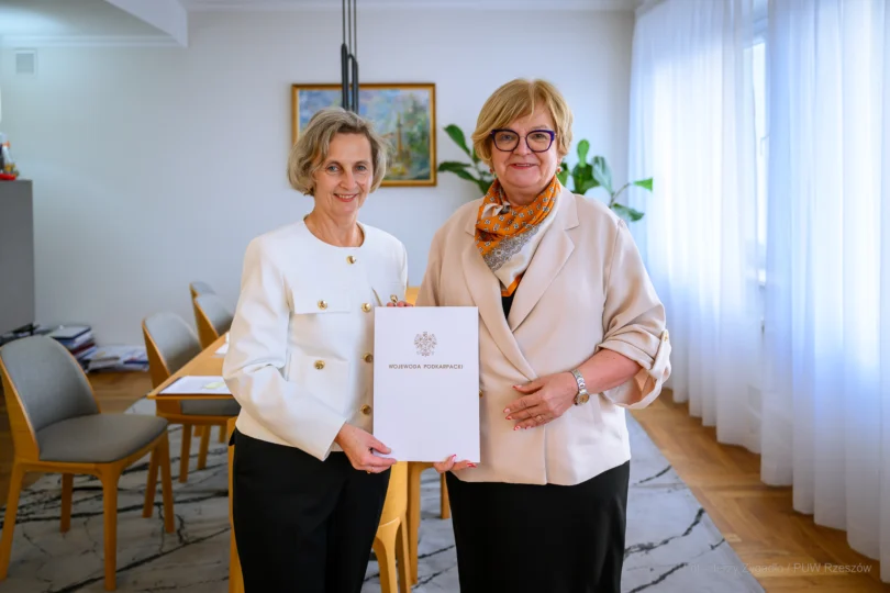 Dr n. hum. Beata Witalec została konsultantem wojewódzkim w dziedzinie pielęgniarstwa epidemiologicznego. Powołanie na pięcioletnią kadencję wręczyła Teresa Kubas-Hul, wojewoda podkarpacki.