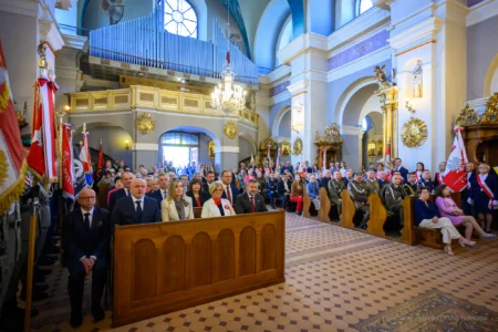 Uczestnicy majowych uroczystości patriotycznych